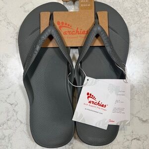 Archie’s Grey Unisex Flip Flops Size 9M/10W, New With Tags